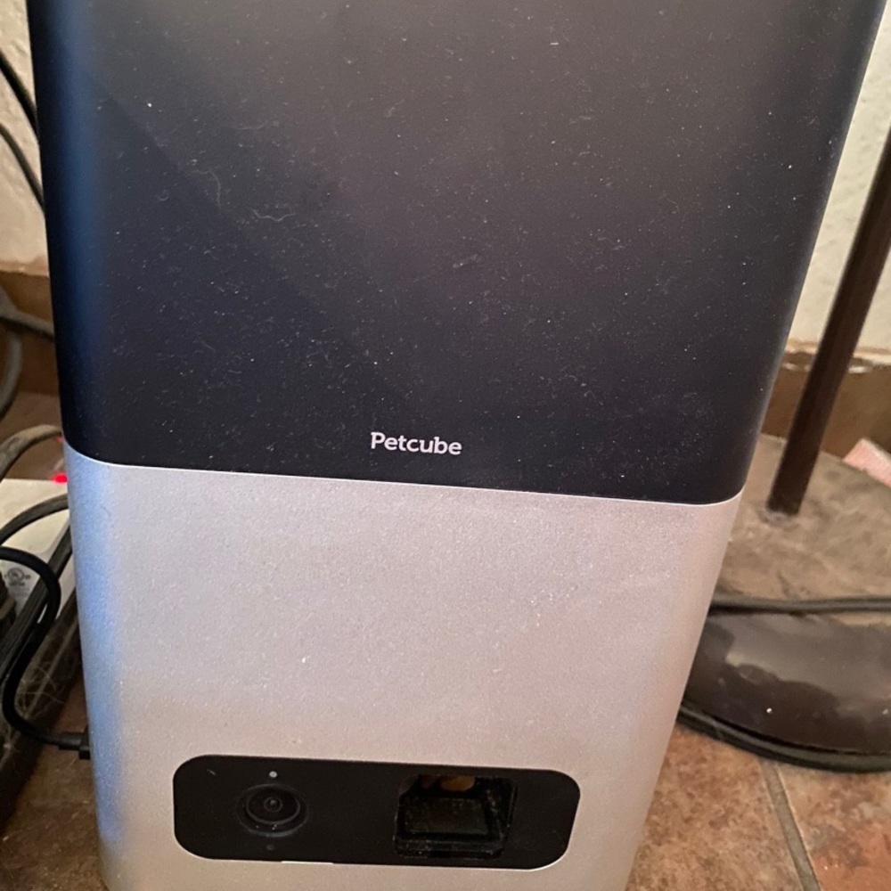 Petcube Bites Pet Camera with Treat Dispenser